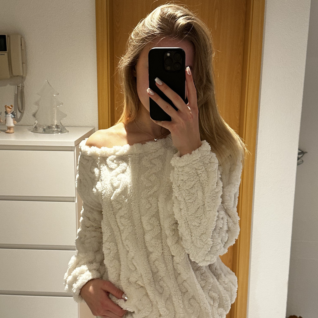 Fluffy Pyjamaset - Knus de winter door!